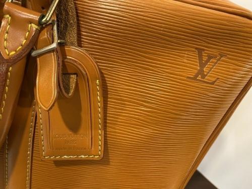 LOUIS VUITTONのルイ ヴィトン　