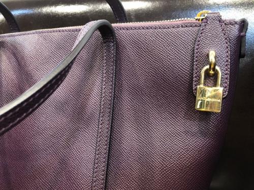 レザートートバッグのレディース