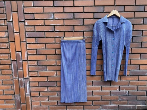 ドメスティックブランドのPLEATS PLEASE