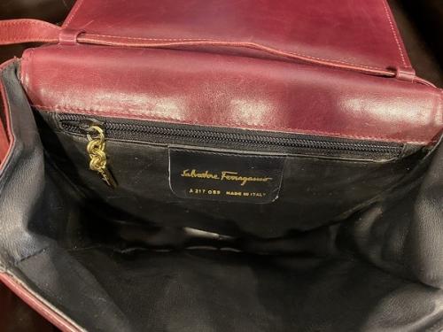 サルヴァトーレ フェラガモのバッグ