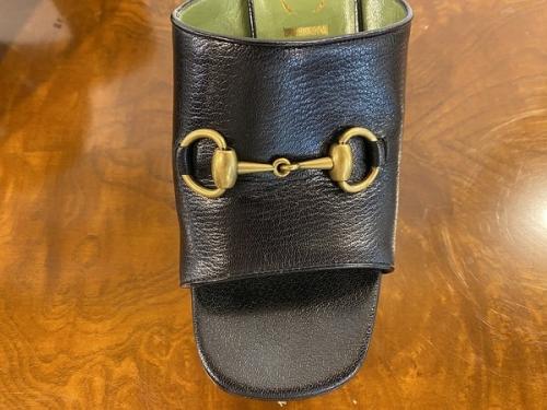 グッチのサンダル