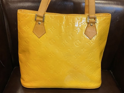 ラグジュアリーブランドのLOUIS VUITTON