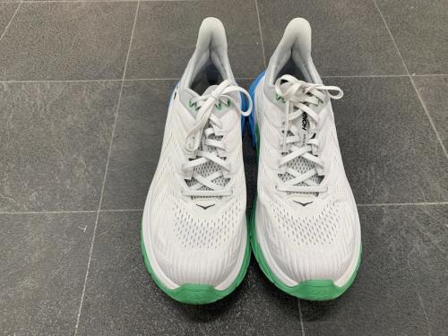 HOKAONEONEのホカ オネオネ