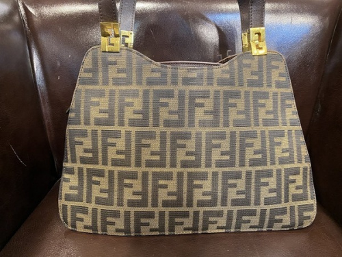 ラグジュアリーブランドのFENDI