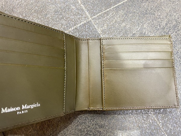 デザイナーズブランドアイテム【Maison Margiela / メゾンマルジェラ】BI-FOLD WALLET 2つ折り財布を買取入荷しまし