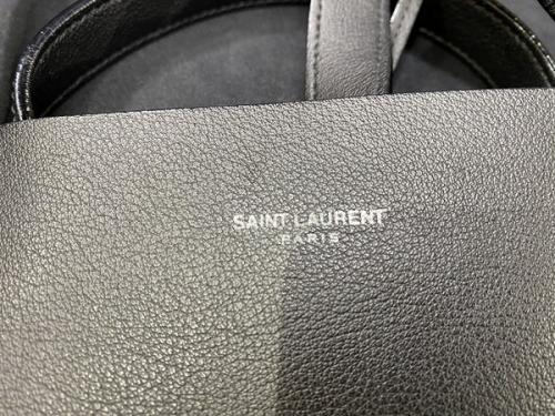 Saint Laurent Parisのサンローランパリ