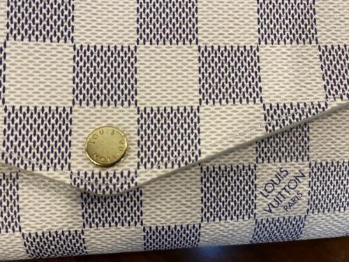 LOUIS VUITTONのルイ ヴィトン