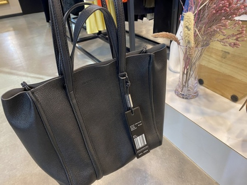 インポートブランドのMARC JACOBS