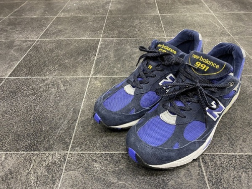 スニーカーのNEW BALANCE