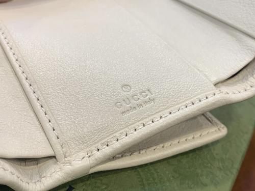 バンブー付ミディアムウォレットの方南町　買取