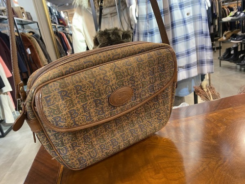 ラグジュアリーブランドのBurberrys