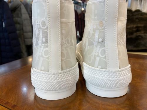 ディオールのスニーカー