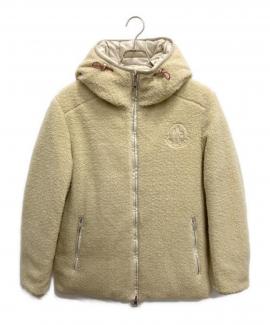 「ラグジュアリーブランドのMONCLER 」