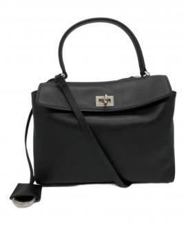 「ラグジュアリーブランドのBALENCIAGA 」