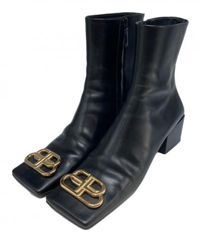 「ラグジュアリーブランドのBALENCIAGA 」