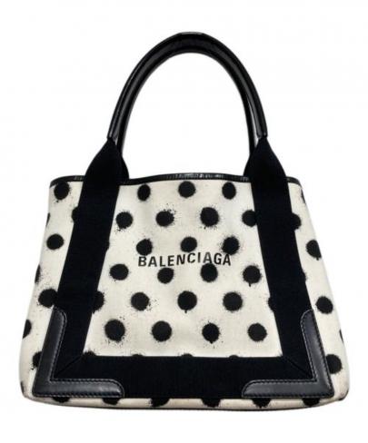 「ラグジュアリーブランドのBALENCIAGA 」