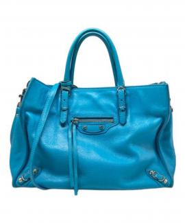 「ラグジュアリーブランドのBALENCIAGA 」