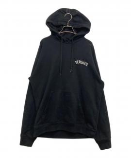 「ラグジュアリーブランドのVERSACE 」
