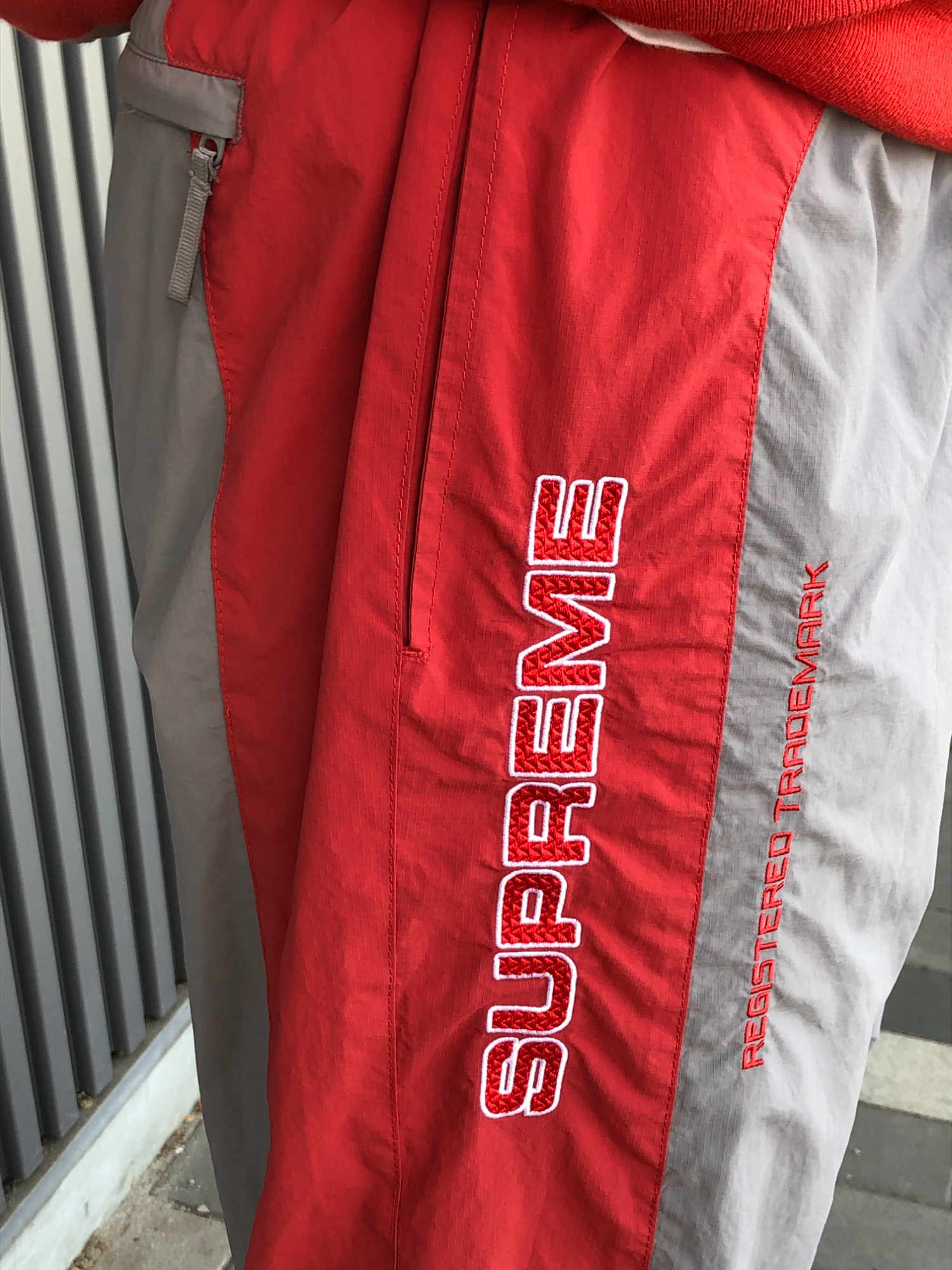 スケーターカルチャーの中心といえるストリートブランド【Supreme