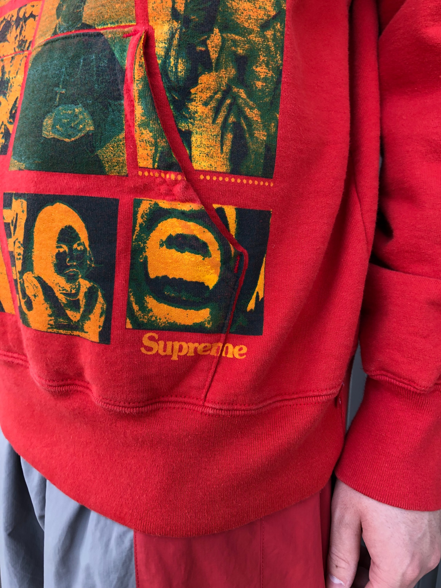 大人気スケーターブランド【Supreme】よりCollage Grid Hooded