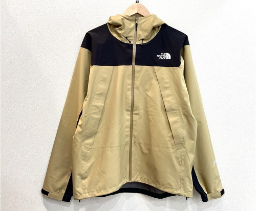 マウンテンパーカー