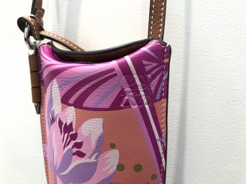 ロエベのカプセルコレクション