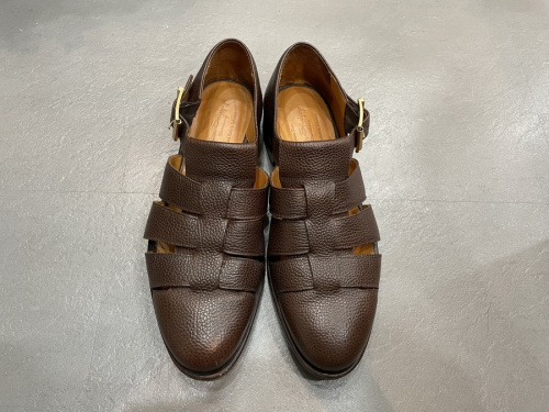 ドレスシューズのJALAN SRIWIJAYA