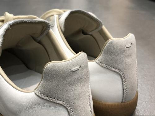 メゾンマルジェラのジャーマントレーナー