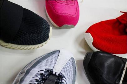 「NIKEのadidas 」