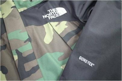 「THE NORTH FACEのマウンテンパーカー 」