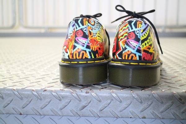 インパクト絶大のDr.Martensのスペシャルモデル入荷！ [2017.03.18発行