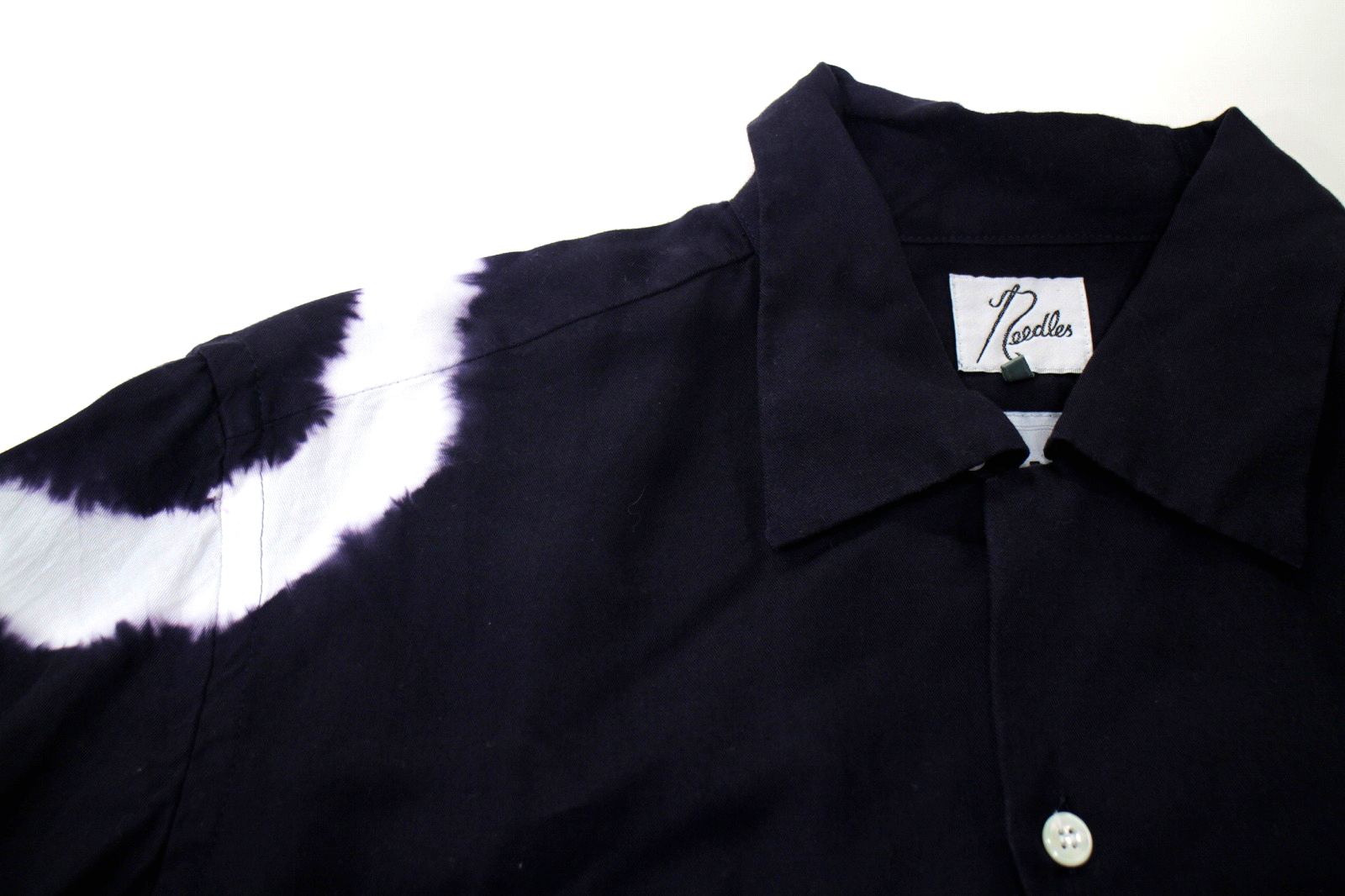 Needles×NOMA t.d.】絞り染めでインパクト大、クラシックシャツのご  
