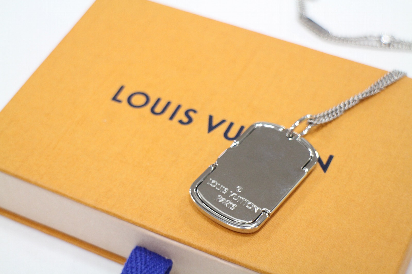 【LOUIS VUITTON/ ルイ ヴィトン】モノグラムロケットネックレス入荷[2019.01.26発行]