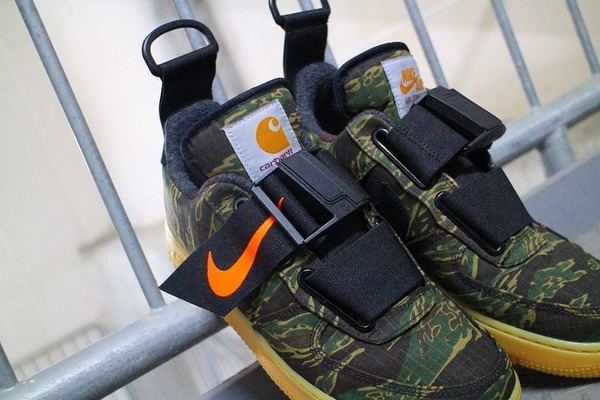 NIKE(ナイキ)×Carhartt WIP(カーハート ダブリューアイピー)からAIR