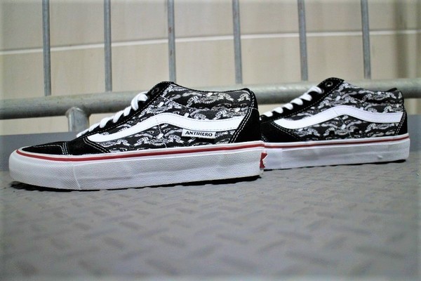 VANS ANTI HERO アンチヒーロー　TNT SG VANS×ANTIHERO/ヴァンズ×アンタイヒーロー】TNT SGオンライン
