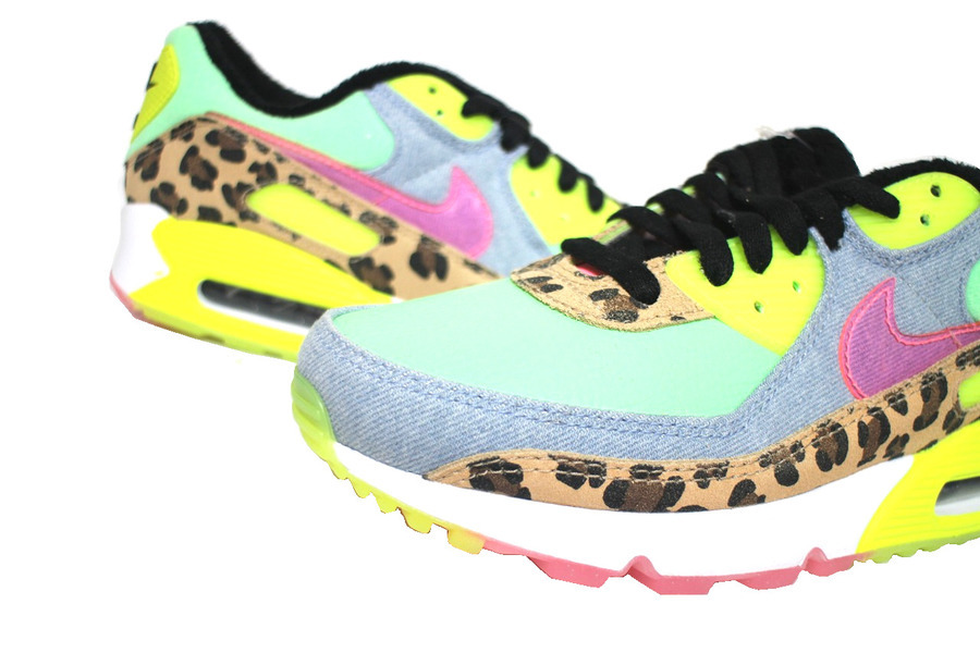 Nike ナイキ より Air Max 90 Lxが入荷致しました 07 02発行 Nike ナイキ より Air Max 90 Lxが入荷致しました 07 02発行