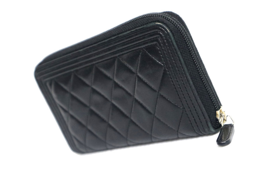 Chanel シャネル より マトラッセ ラウンドファスナーウォレットが入荷いたしました 21 01 18発行