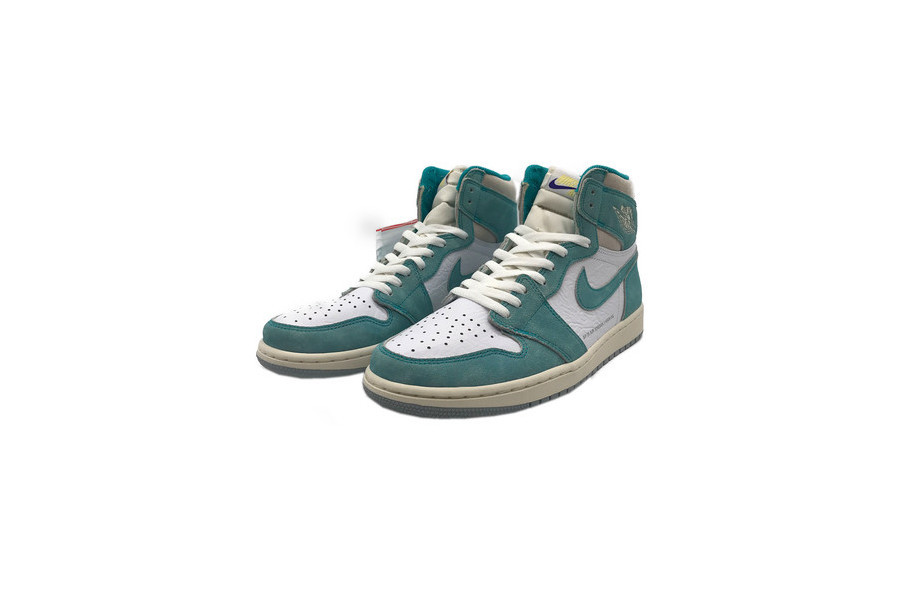 Nike ナイキ より Air Jordan 1 Retro High Ogを買取入荷致しました 21 06 10発行 Nike ナイキ より Air Jordan 1 Retro High Ogを買取入荷致しました 21 06 10発行