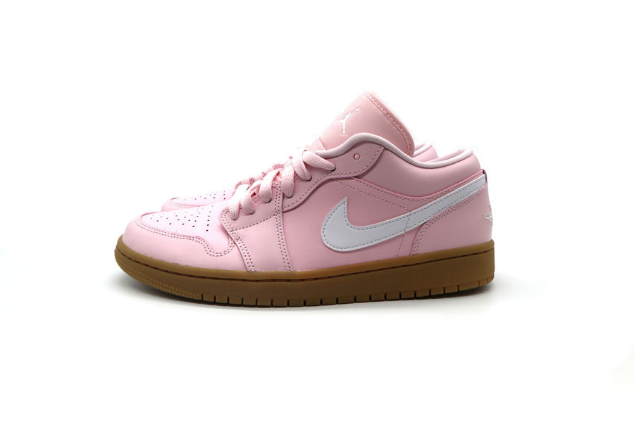 Nike ナイキ より Wmns Air Jordan 1 Lowを買取入荷致しました 21 07 19発行