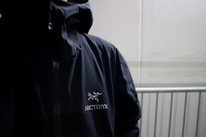 「アウトドアブランドのARCTERYX 」