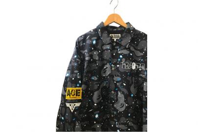 「ストリートブランドのA BATHING APE 」