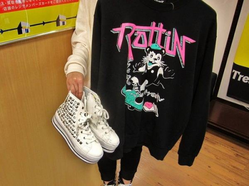 ジュエティーのスタッズ