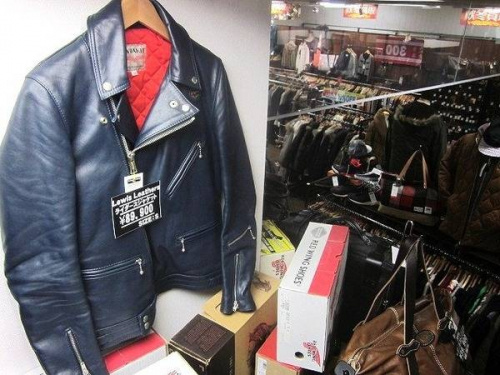 メンズのトップス