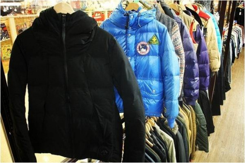 メンズのトップス