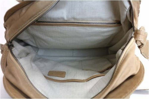 シューズ・バッグのショルダーバッグ