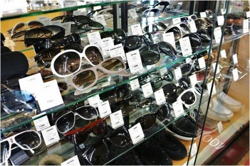 サングラスの夏物買取