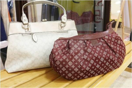 秋物買取の京急大師線