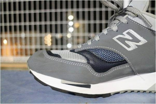 スニーカー買取強化のアトレ