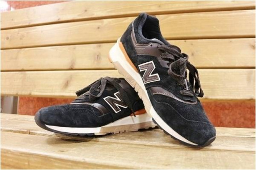 ニューバランスの川崎大師