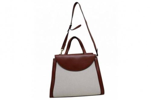 シューズ・バッグのショルダーバッグ